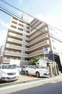 ピュアドーム博多アソシア【2階】の外観