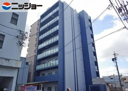 プレーヌ駅前の画像