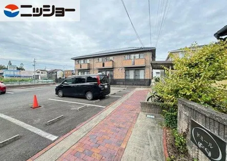 ドミールの画像