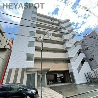 ロアール泉【2階】の外観