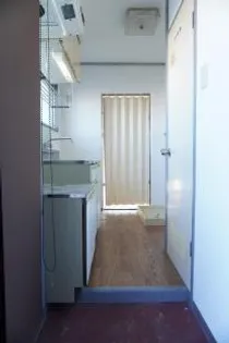 ドメスト吉塚【2階】の玄関