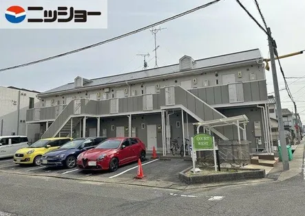 コートウエスト【2階】の外観