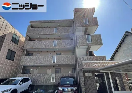 コモード ドミールの画像