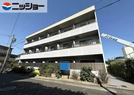 Ahomu【2階】の外観