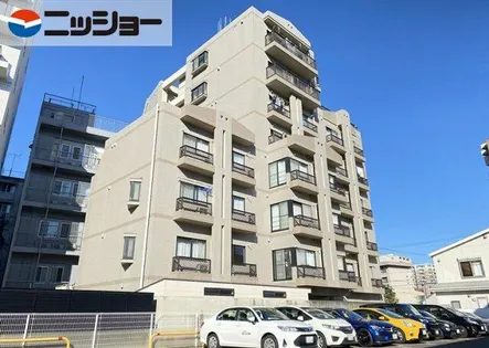 飯田ビル【2階】の外観