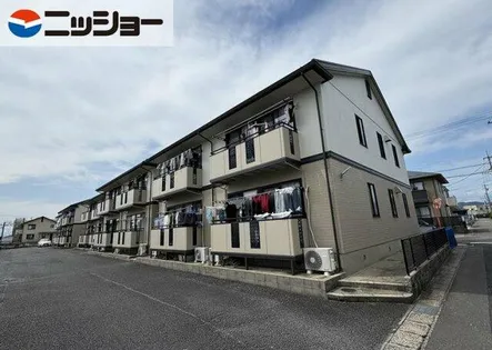 ロイヤルガーデン田中の画像