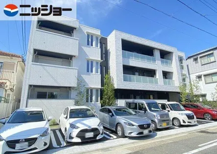 SERDINA KOSAKURAの画像