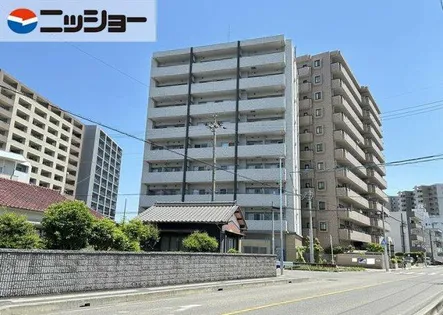 セレニティー勝川の画像