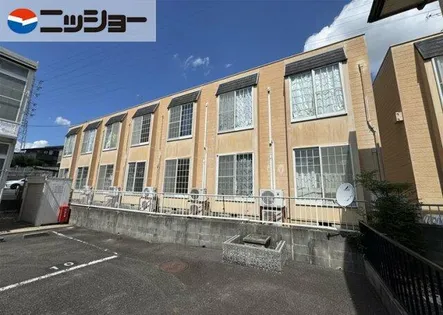 クレストコートの画像