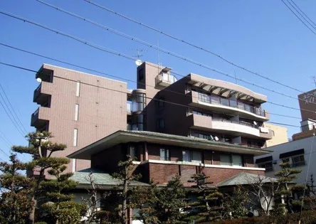 ラヴィアンムロガ【3階】の外観