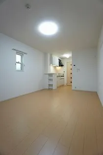 シャンティ波多江の画像