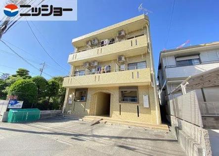 さつき館【2階】の外観