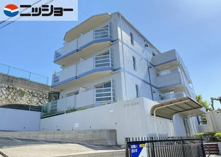 ドミール本山【3階】の外観