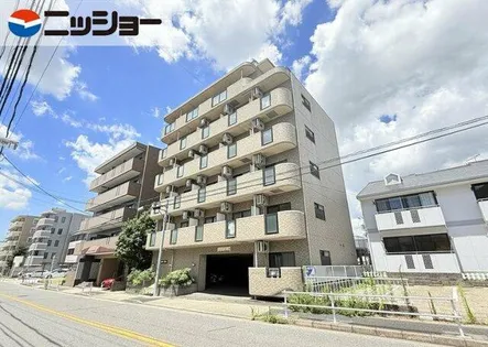 フェリーク ジュール【1階】の外観