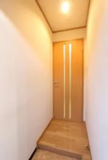 赤坂丸ビル【4階】の玄関