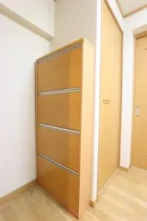 赤坂丸ビル【4階】の玄関