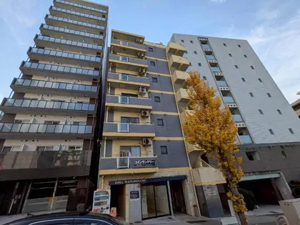 ドール丸の内【2階】の外観