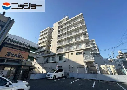 山内ビルの画像