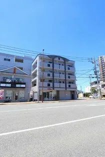 シャルム藤崎【402号室】の外観