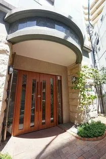 サヴォイバルビゾンの画像