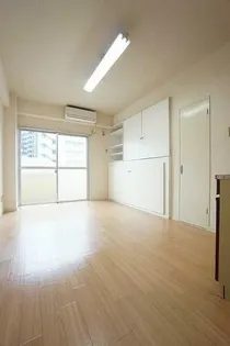 ジュネス桜坂【301号室】の外観