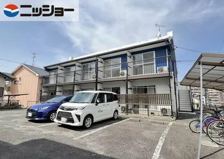 サン・ドエール【2階】の外観