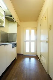 ウェルス六本松【201号室】の外観