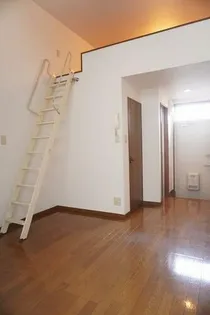 ロイヤルハイツ博多駅東の画像