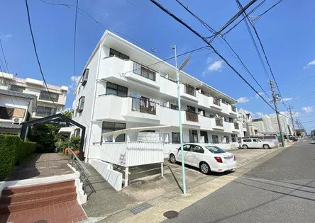 クレール砂田の画像