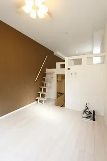 カーサ コンフォルト 西新の画像