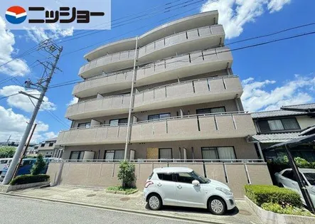 カイラーサ【5階】の外観