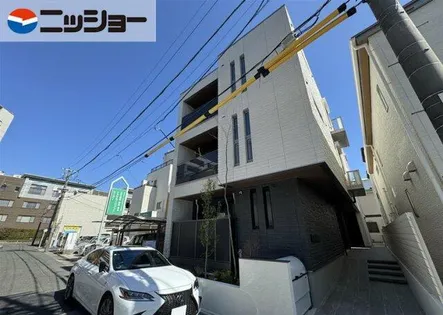 ソリス【1階】の外観