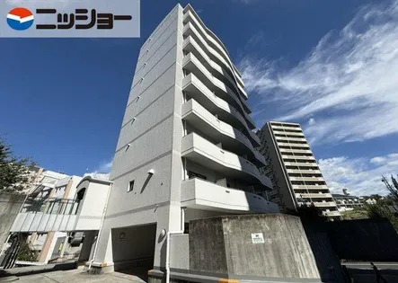 ユース山手館【7階】の外観