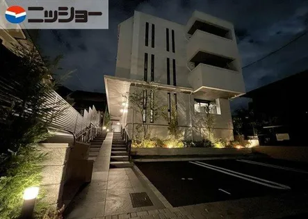 ラ・ベルリュンヌ【1階】の外観