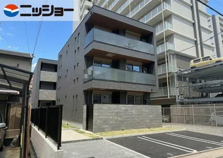 ラコンテ古径の画像