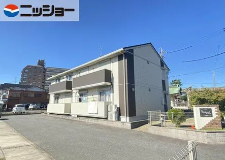 クレストコートの画像