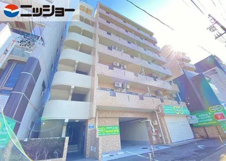 グランドハイネス御成【2階】の外観