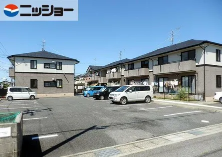 コート ファミールの画像