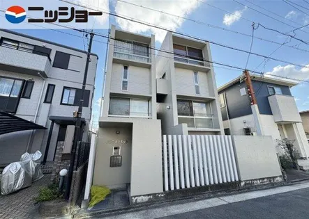 クララメゾネット【2階】の外観