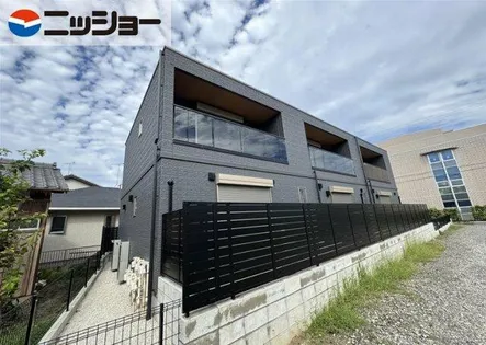BLUSIA小堤の画像