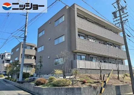 クレストン ヒルズ【3階】の外観