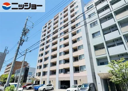 オーヴェスト日比野【11階】の外観