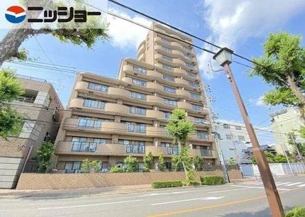 イースト リバージュの画像