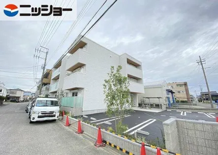 フォレナ古城の画像