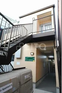 京都アパートメント4【1階】の外観