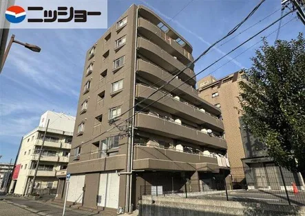 LATOURの画像