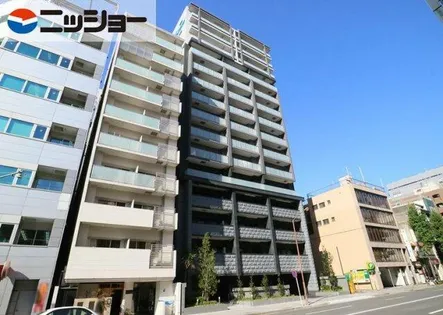 プレサンスグラン丸の内【10階】の外観