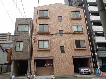 アーバンハウスないとう【4B号室】の外観