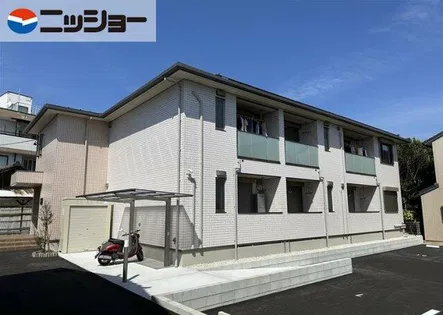 MAISON KJの画像