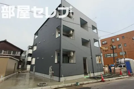 アレクサンダープラッツ金山の画像